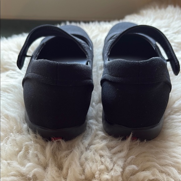 Prada Women's Black Mary Jane Shoes - Picture 3 of 6